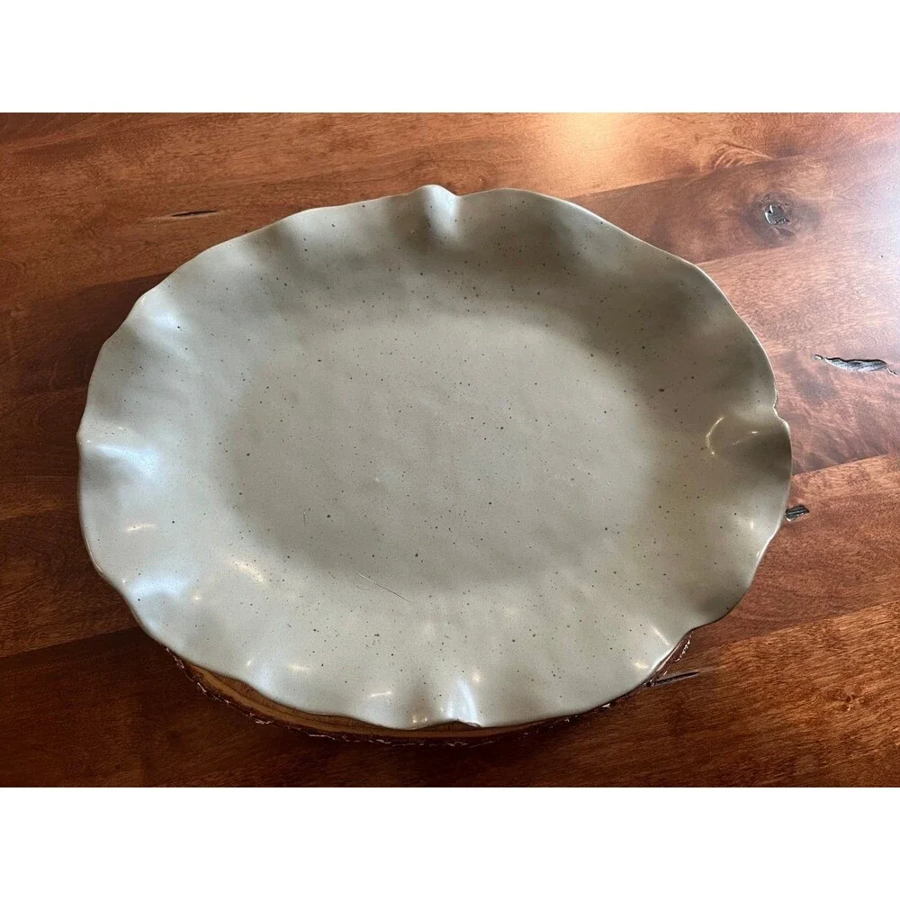 Fluttered Oval Serving Platter Sage Sublime NEW made in Portugal